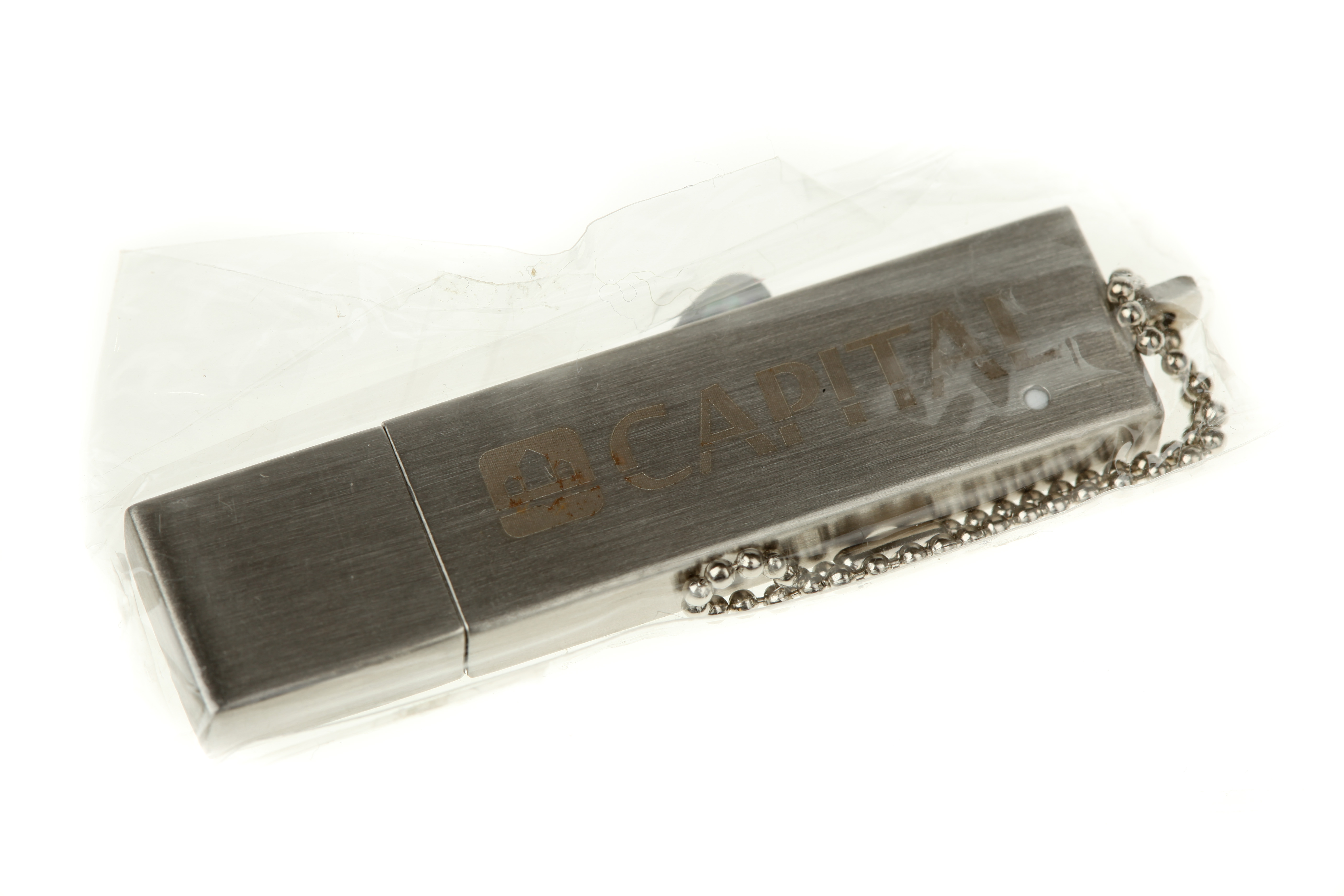 USB metal