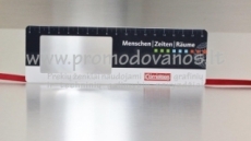 Magnifying glass bookmark