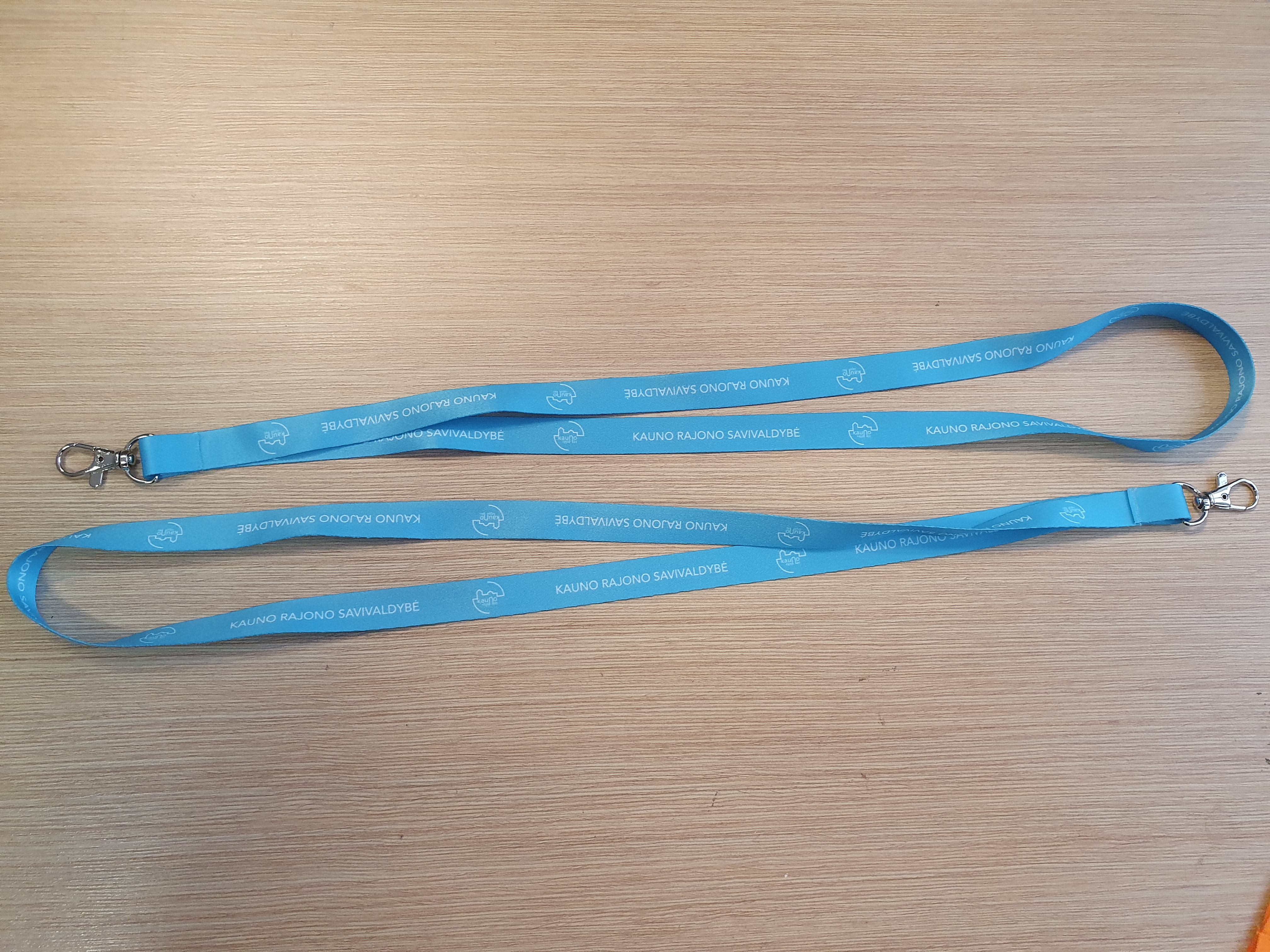 Kaklajuostes-juosteles-lanyards-kaklo-juostos