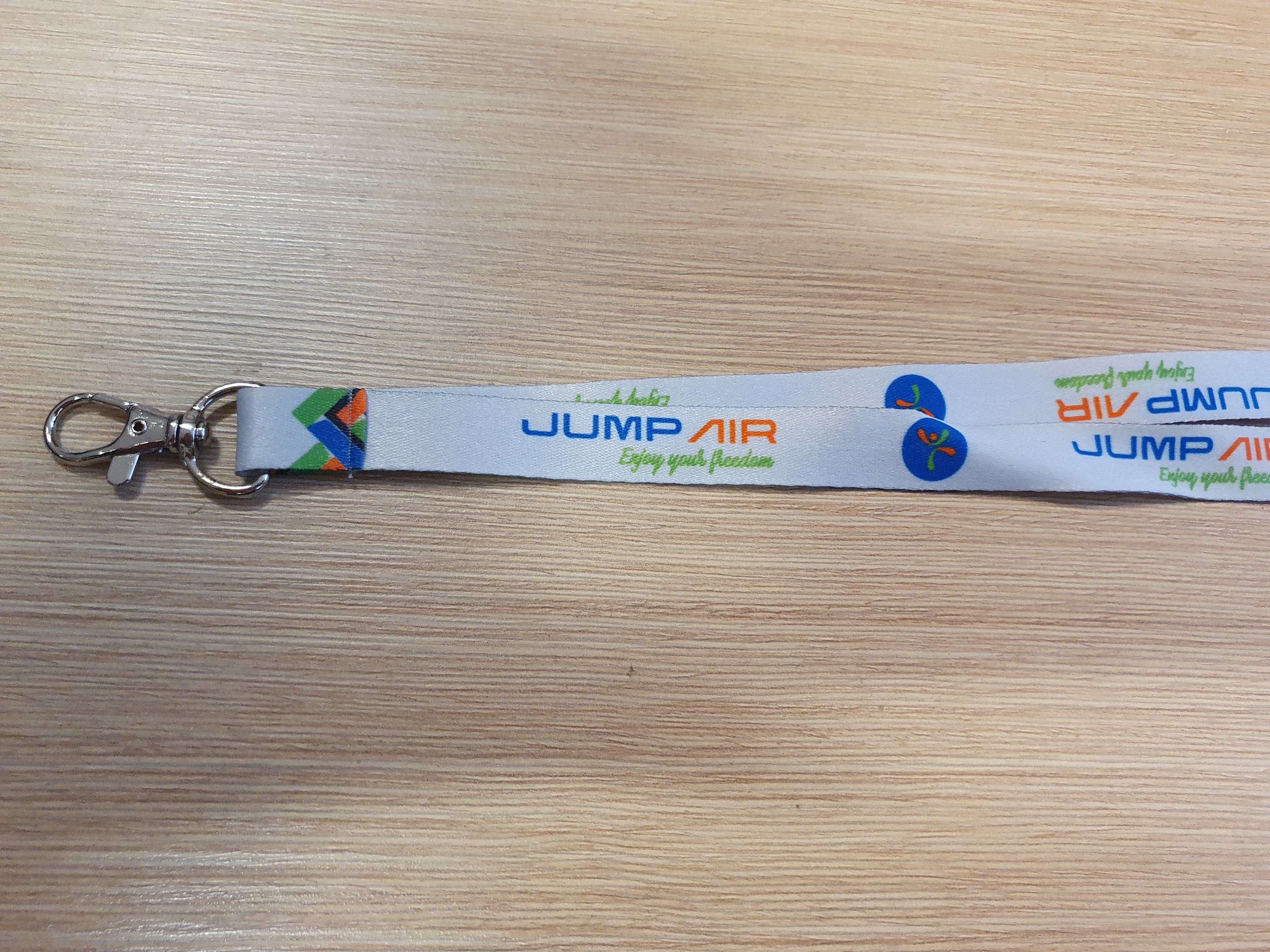 Kaklajuostes-juosteles-lanyards-kaklo-juostos