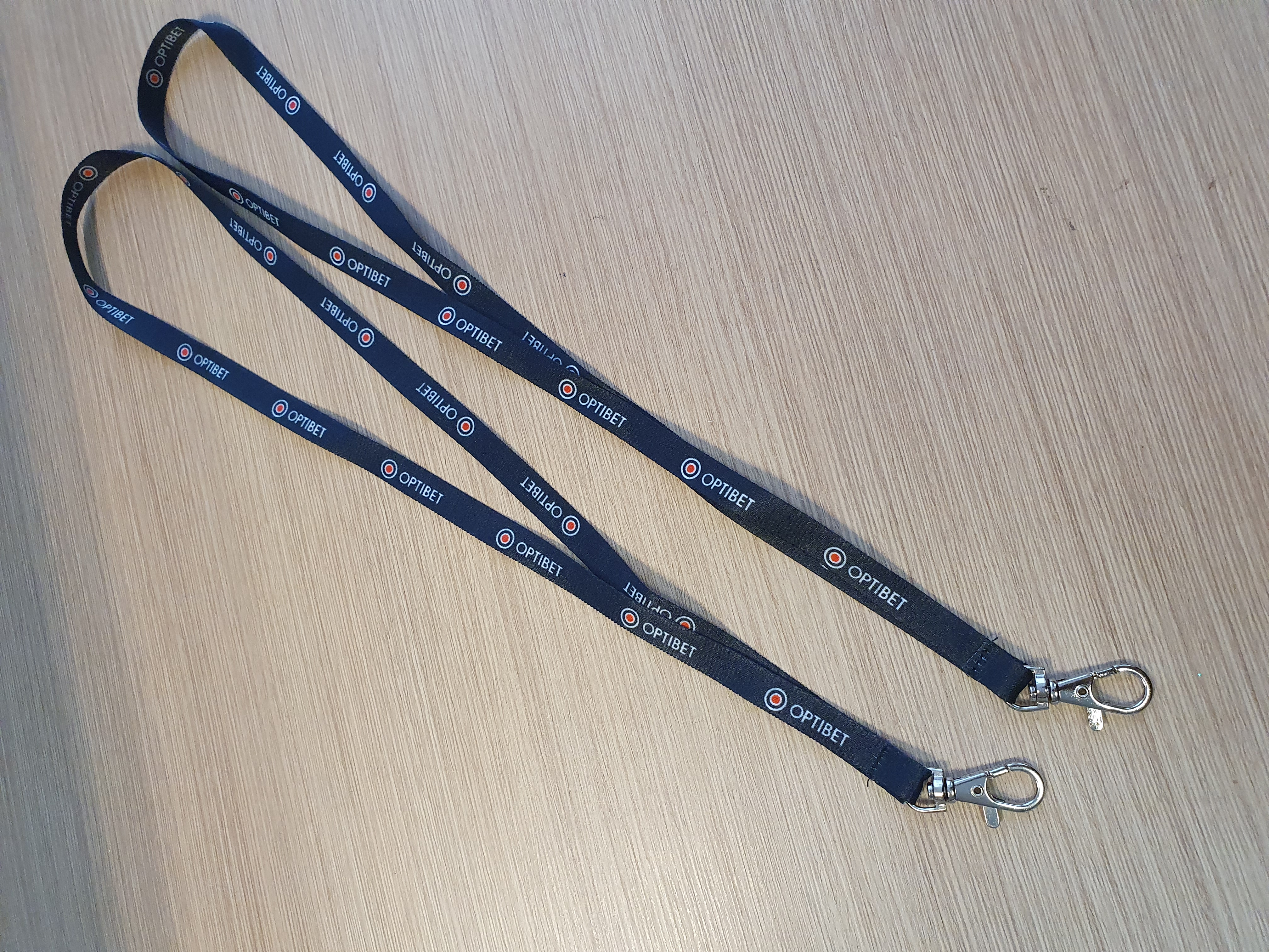 Kaklajuostes-juosteles-lanyards-kaklo-juostos