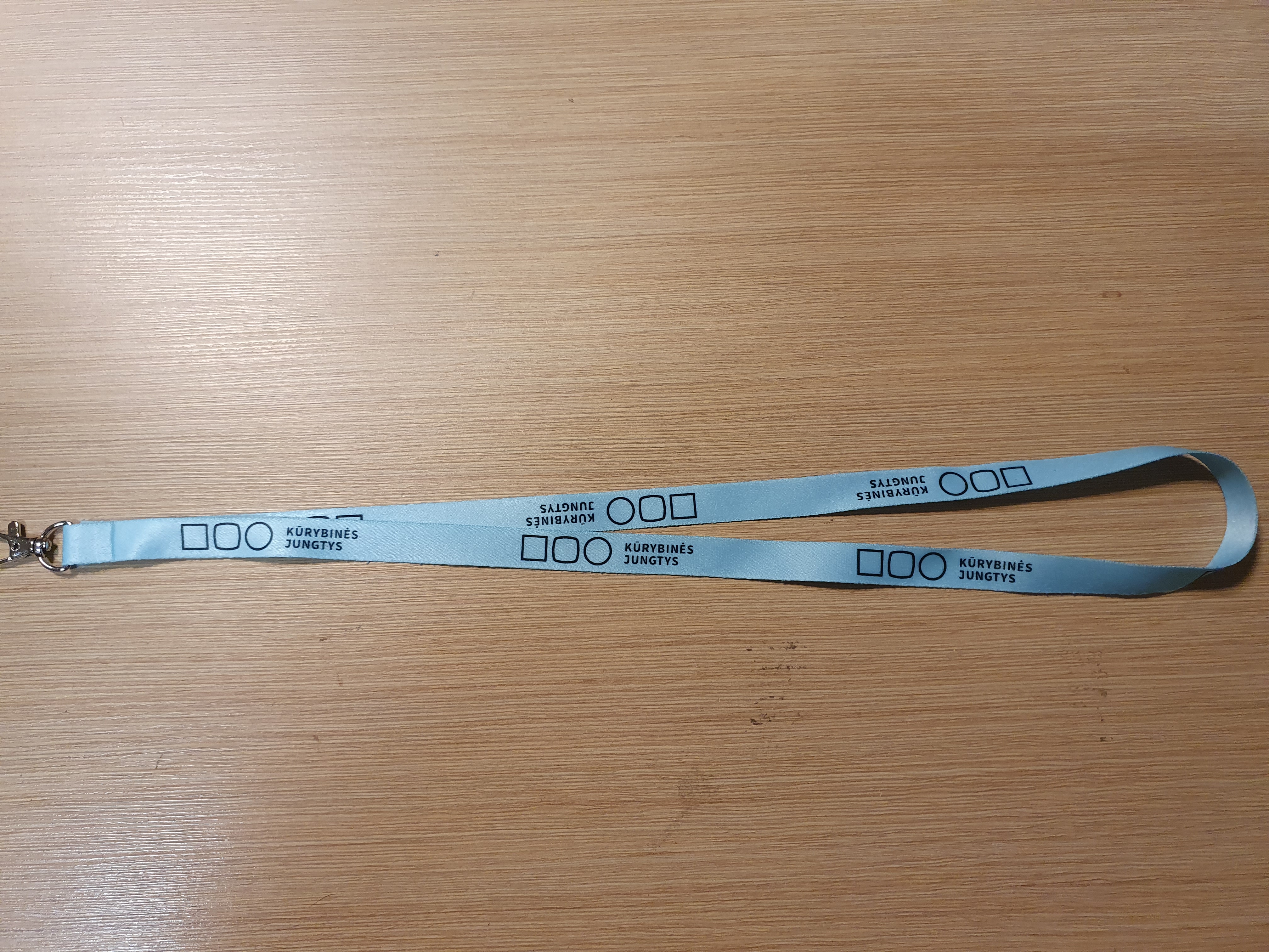 Kaklajuostes-juosteles-lanyards-kaklo-juostos