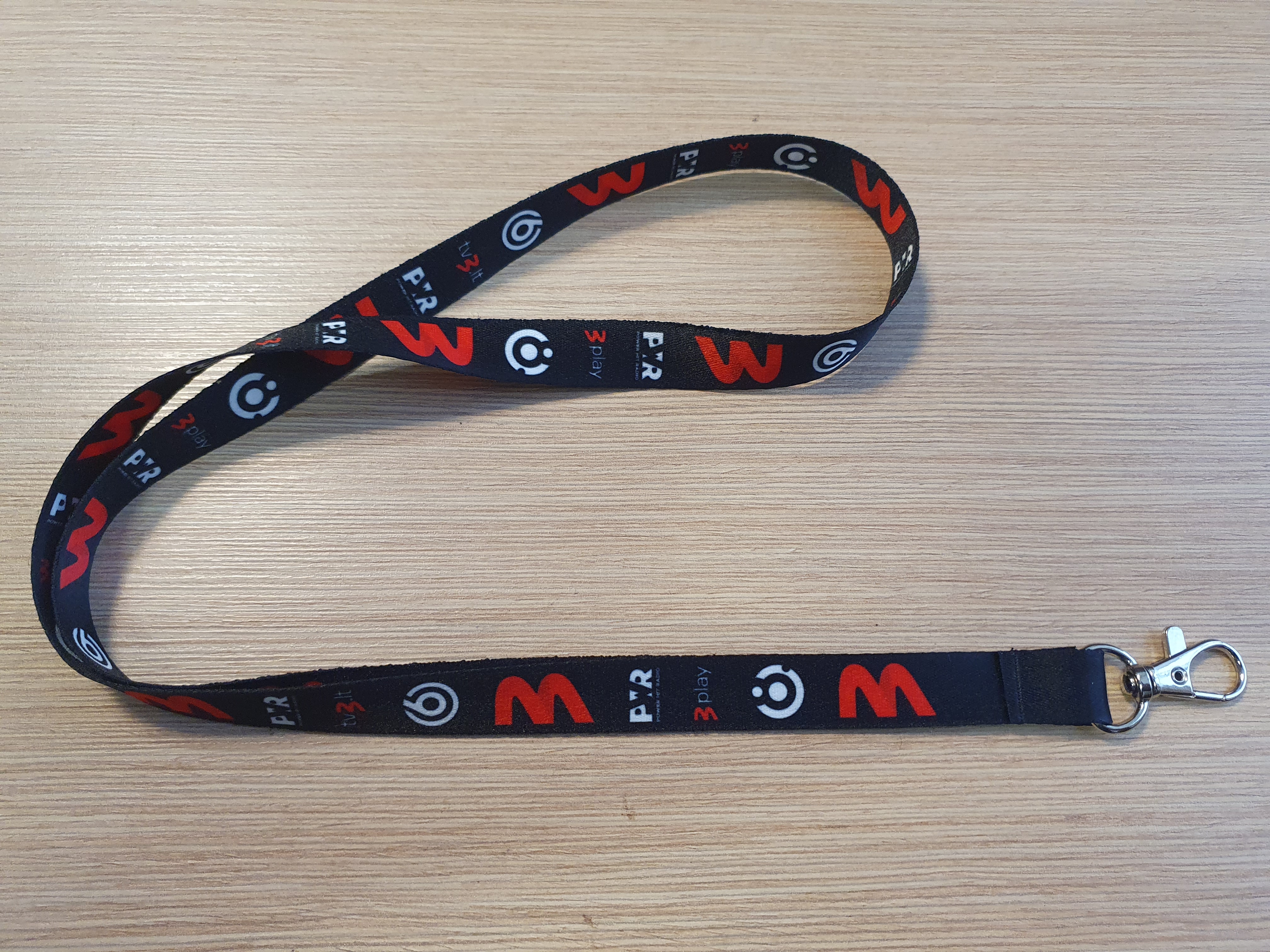 Kaklajuostes-juosteles-lanyards-kaklo-juostos