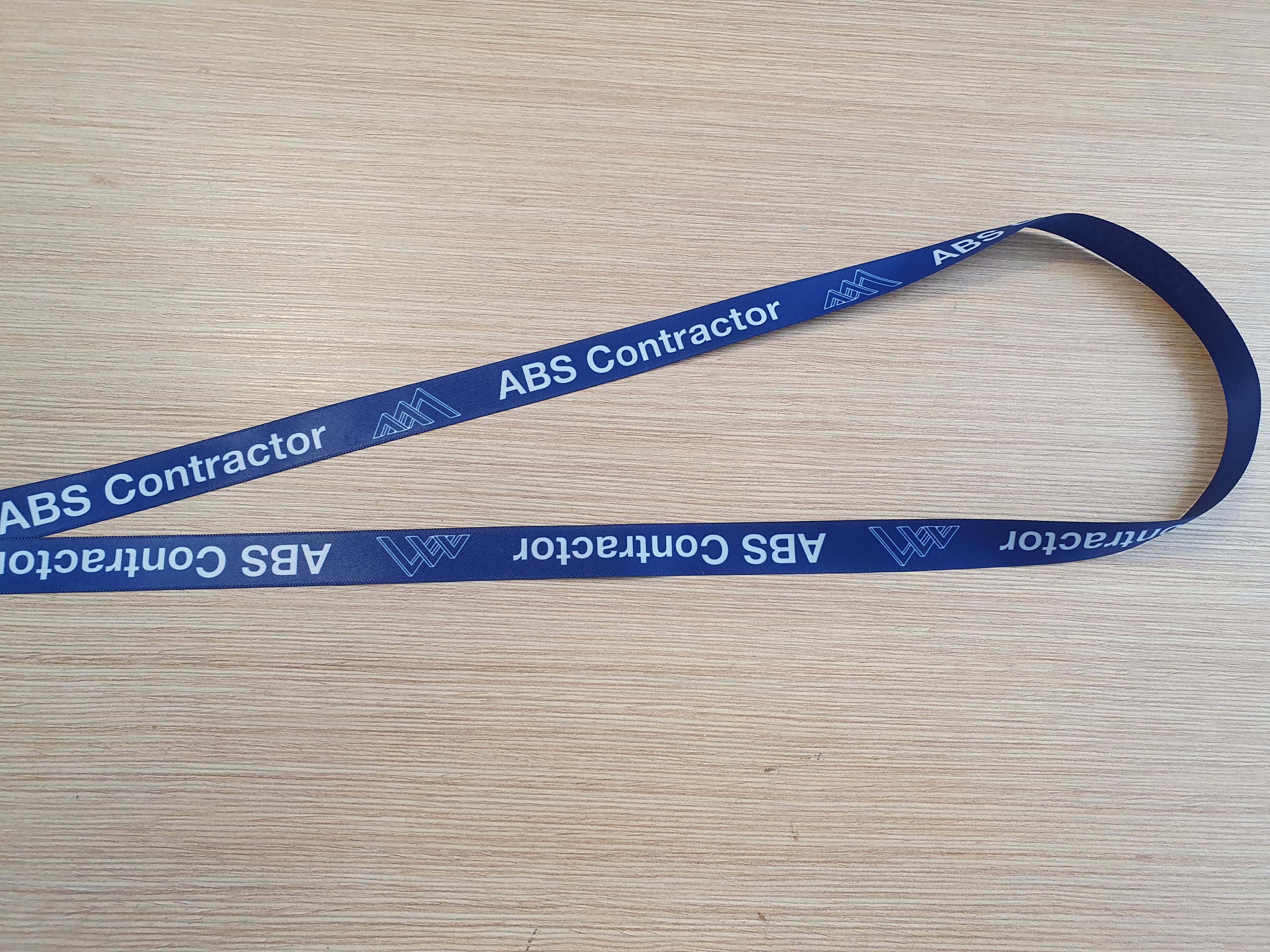 Kaklajuostes-juosteles-lanyards-kaklo-juostos