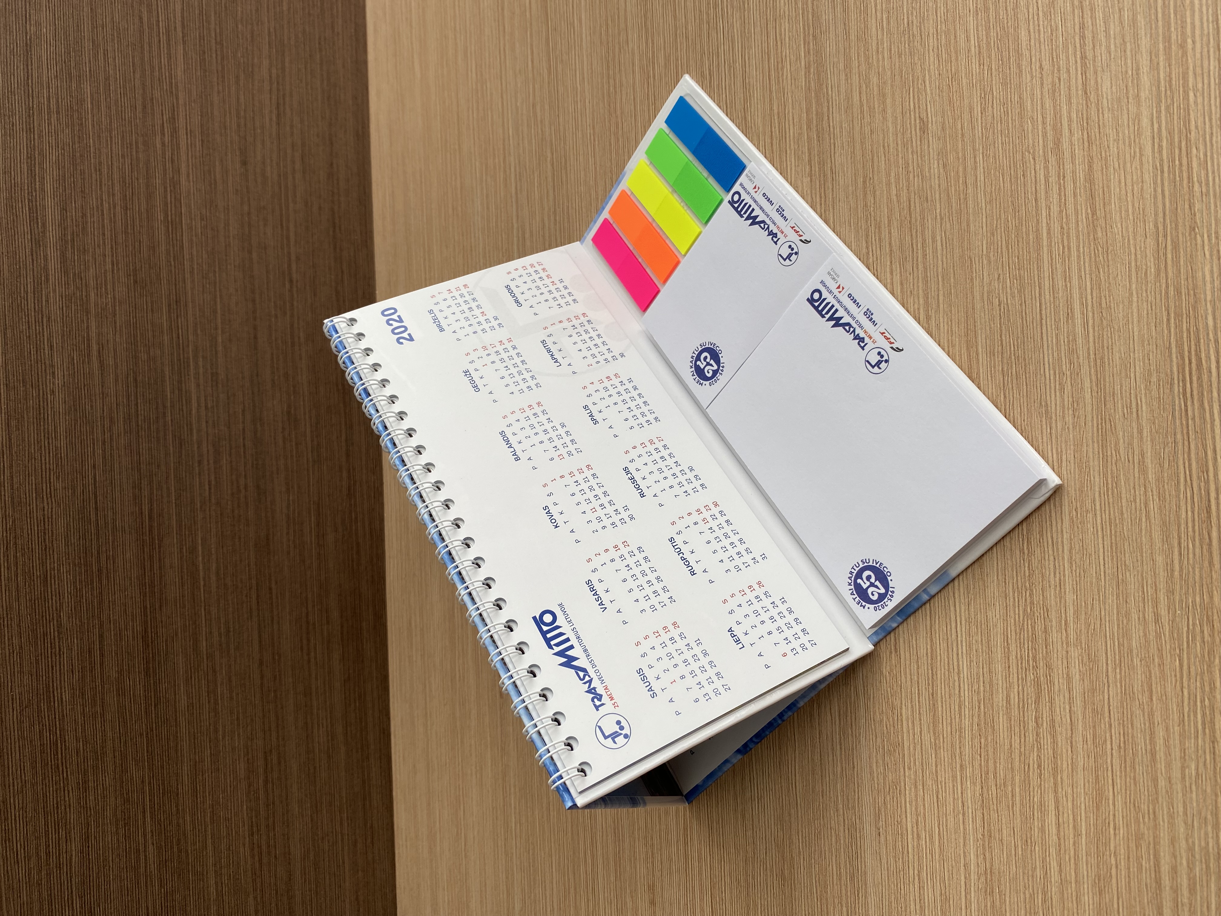 Hard cover calendar with adhesive note pads