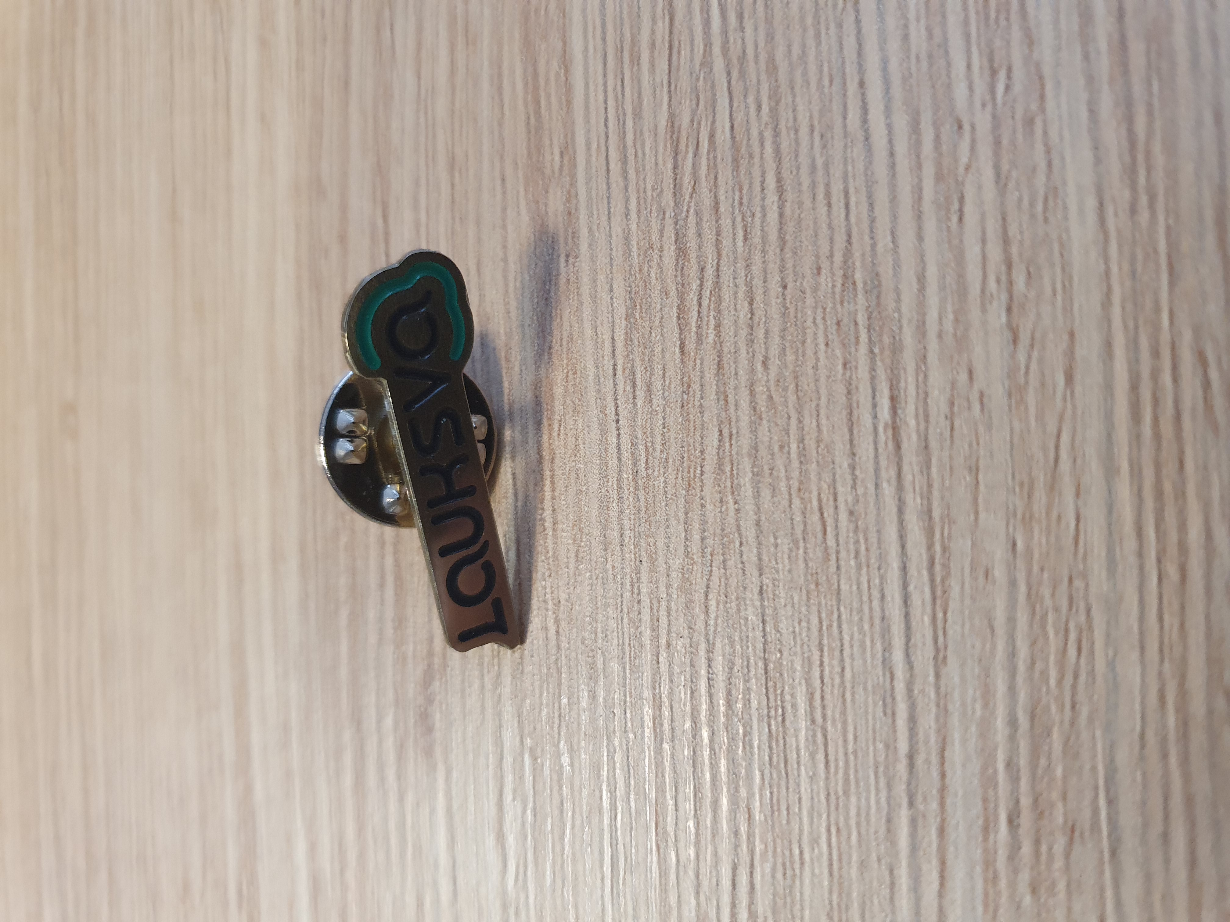 Metal pin