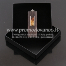 USB with amber