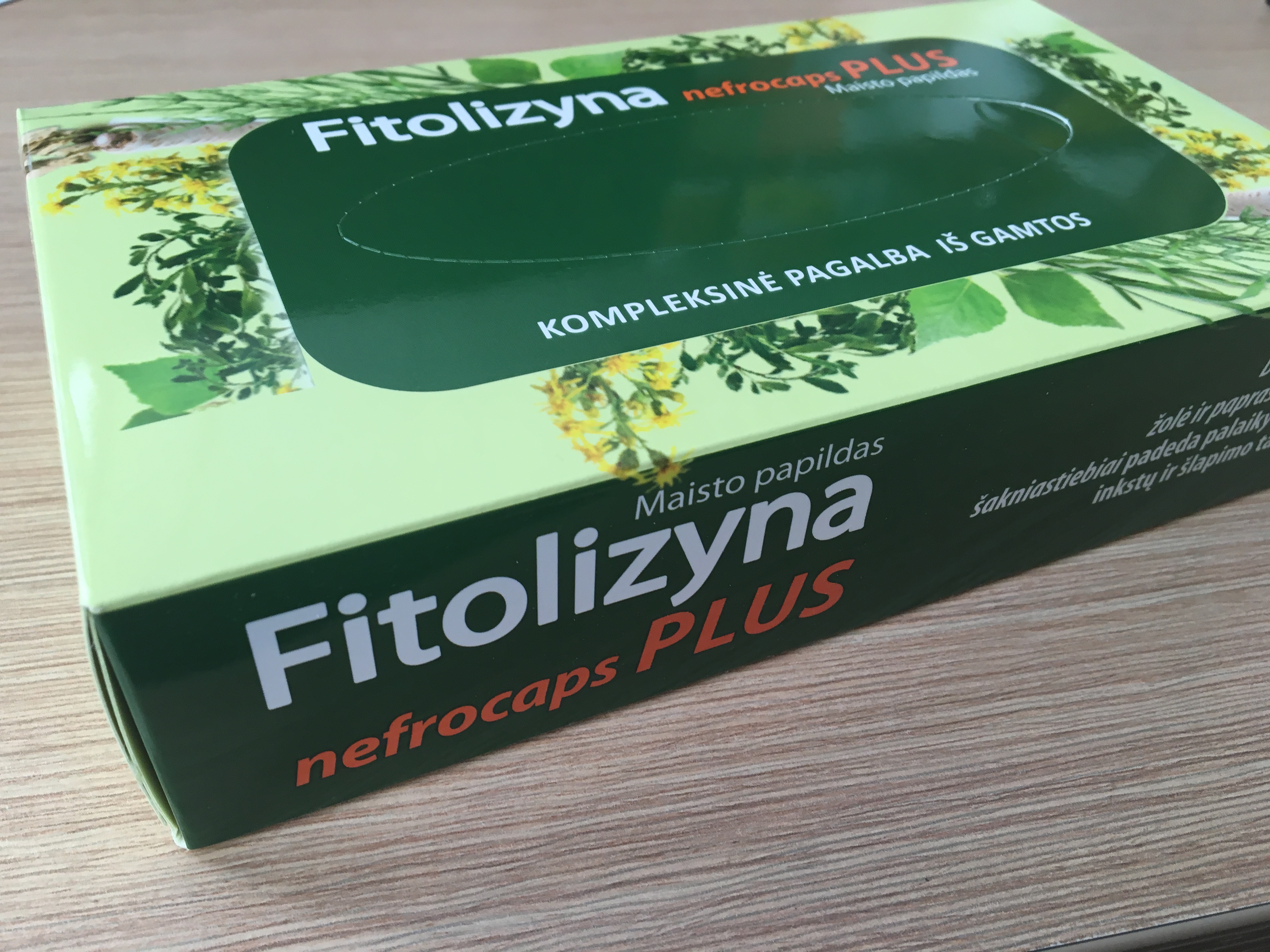 Vienkartinės servetėlės dėžutėse, 50 serv.