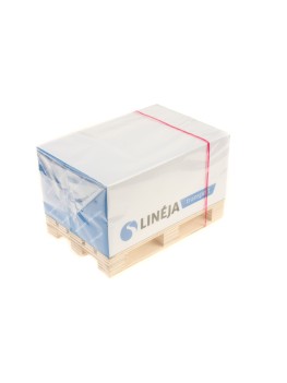 Note pads on wooden mini pallet