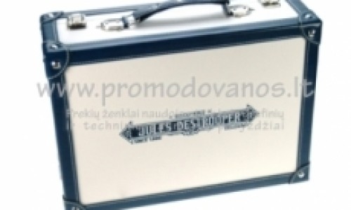 Leather suitcases and boxes