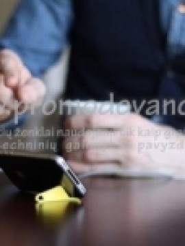 Raktų pakabukas-laikiklis telefonui