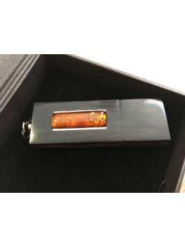 Wooden USB with amber