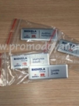Vardaženklis ALiUMINIO ženkliukas 70x25 LUX apvalintais kampais