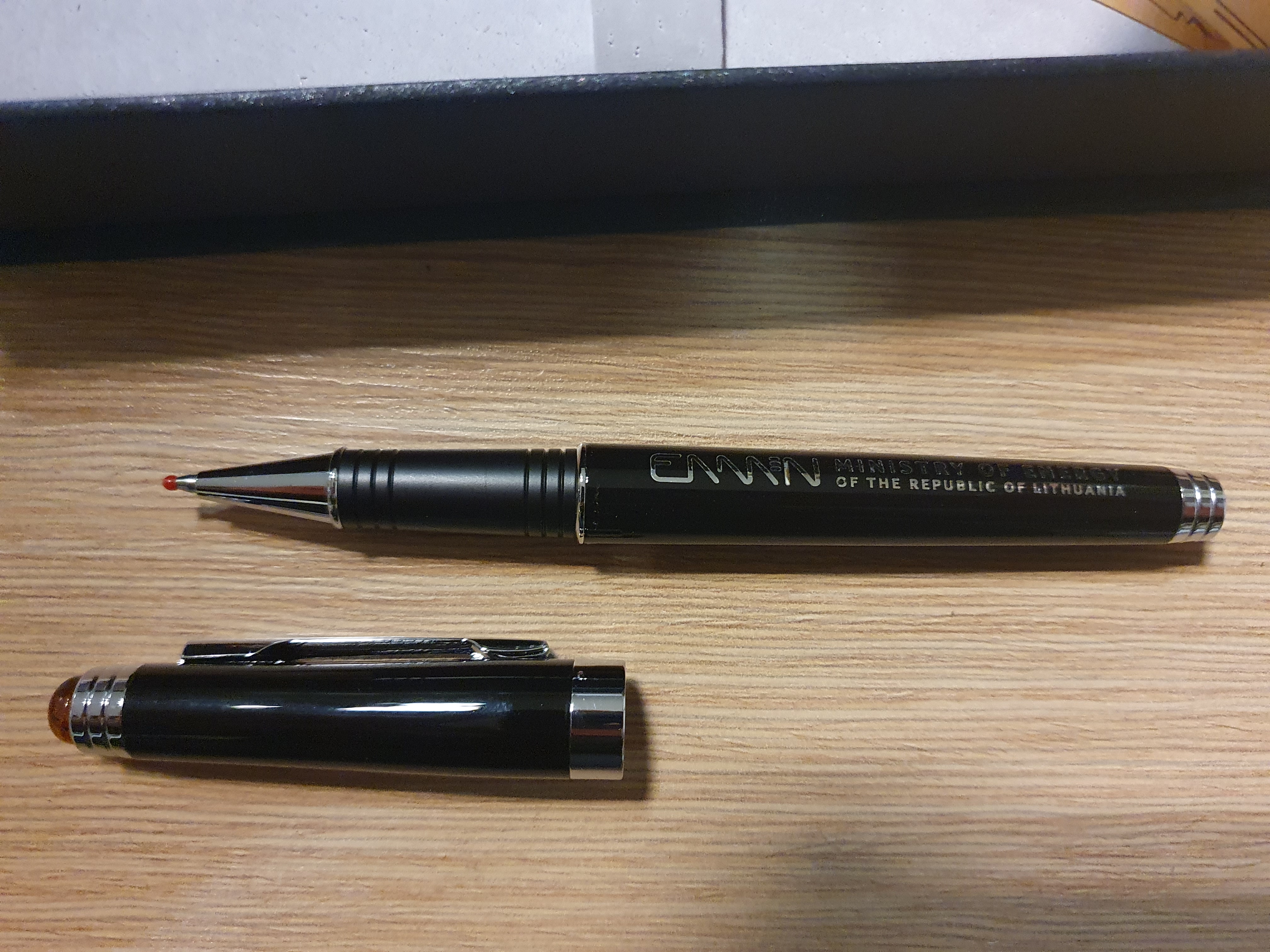 Pen with amber